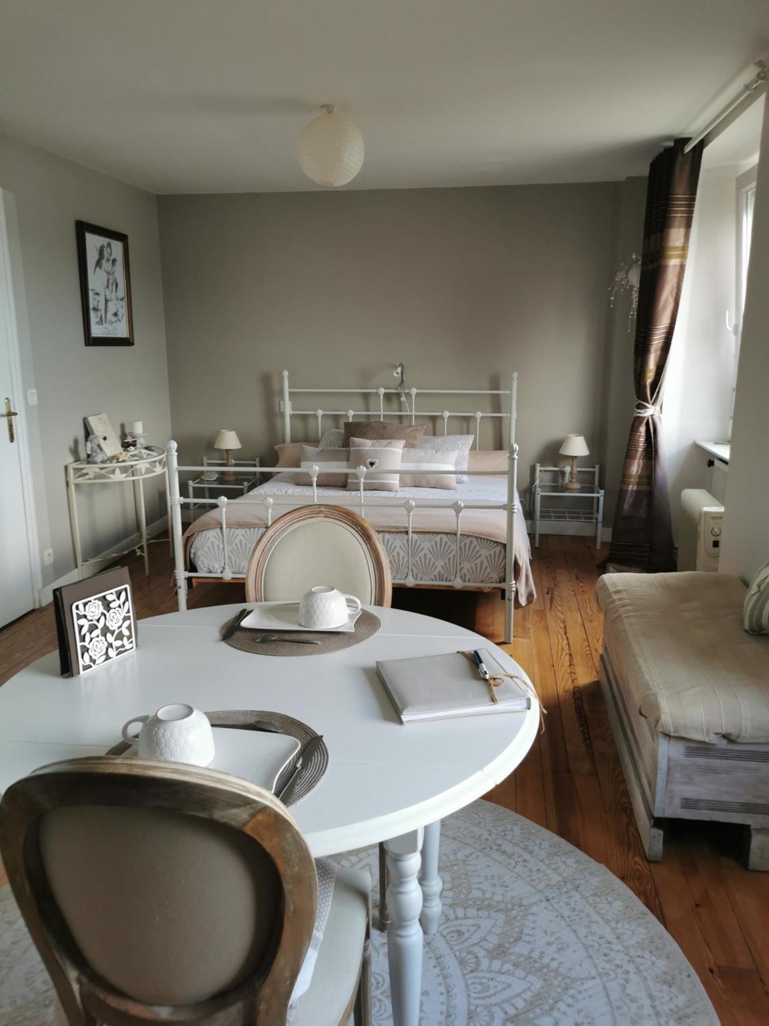 Chambres D'Hotes Vue Mer Entre Plestin Les Greves Et Locquirec Habitación foto